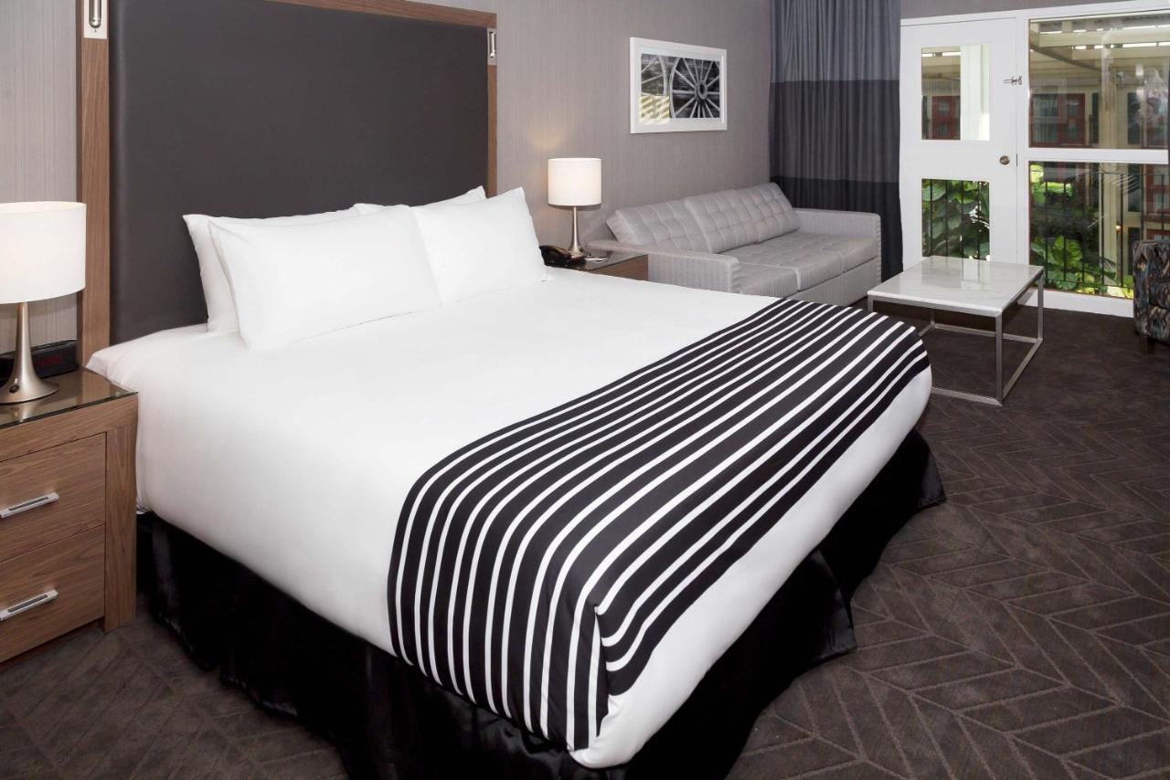 Sandman Signature Lethbridge Lodge Екстер'єр фото